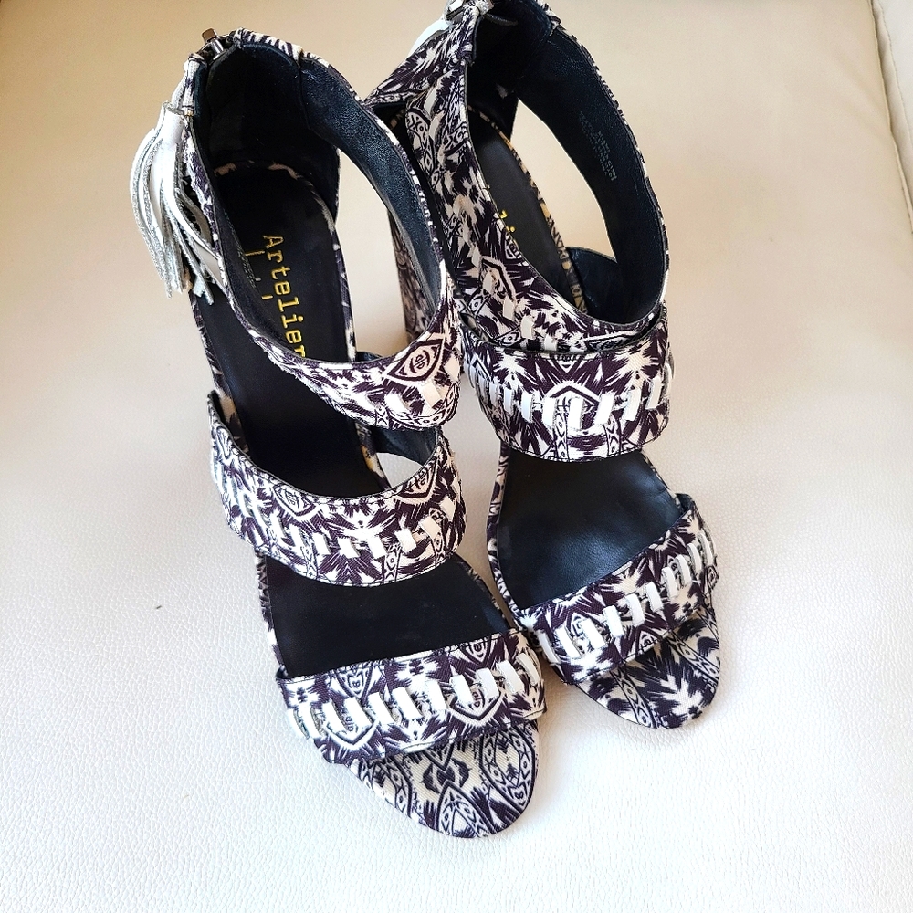 Nicole Miller Artelier - Miami 2 - printed sandals